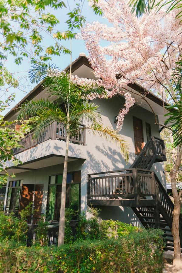 The Royal Chiang Mai Golf Resort Ban Mai  Экстерьер фото